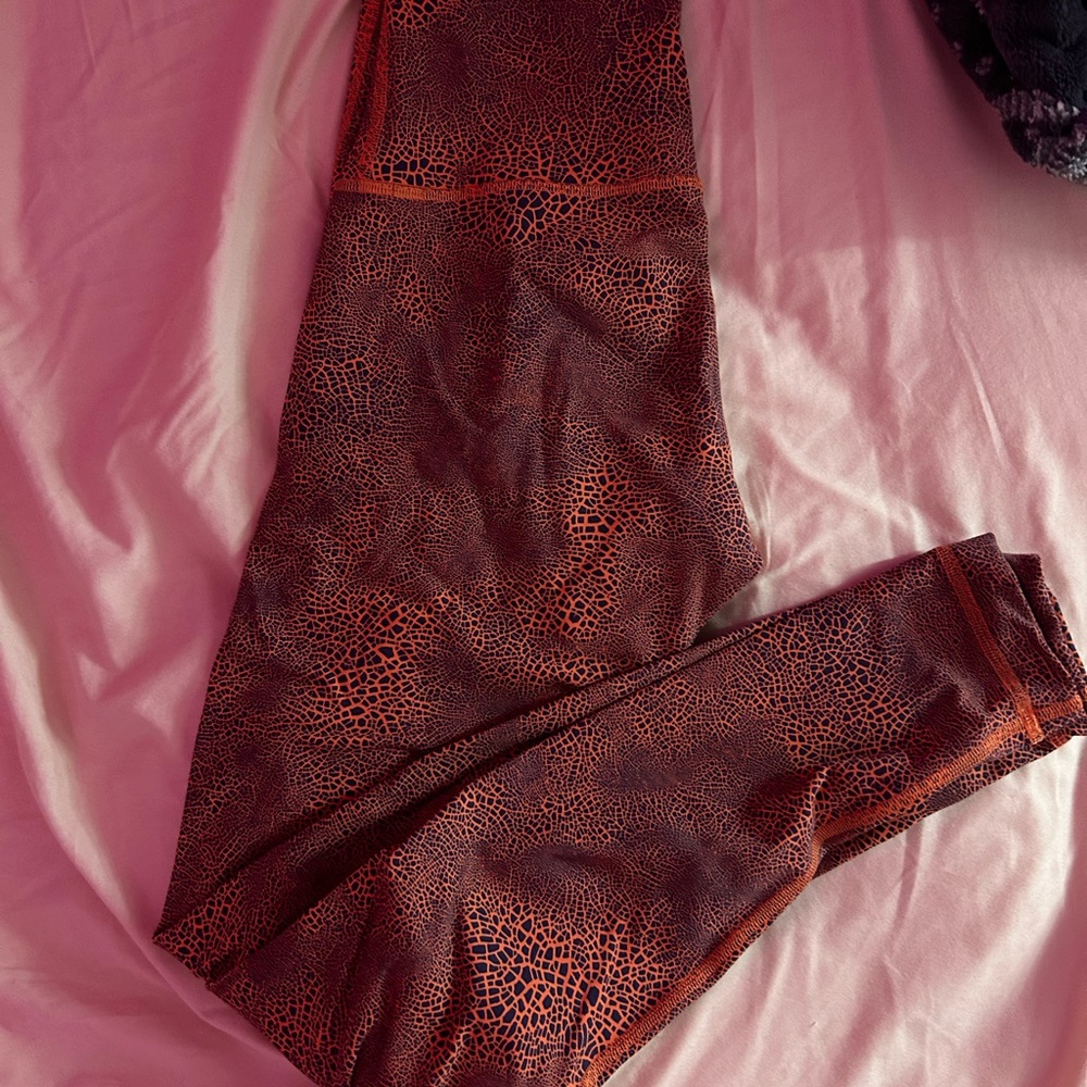 Double align High Rise Tight 25” in crackle glaze vintage orange larkspur